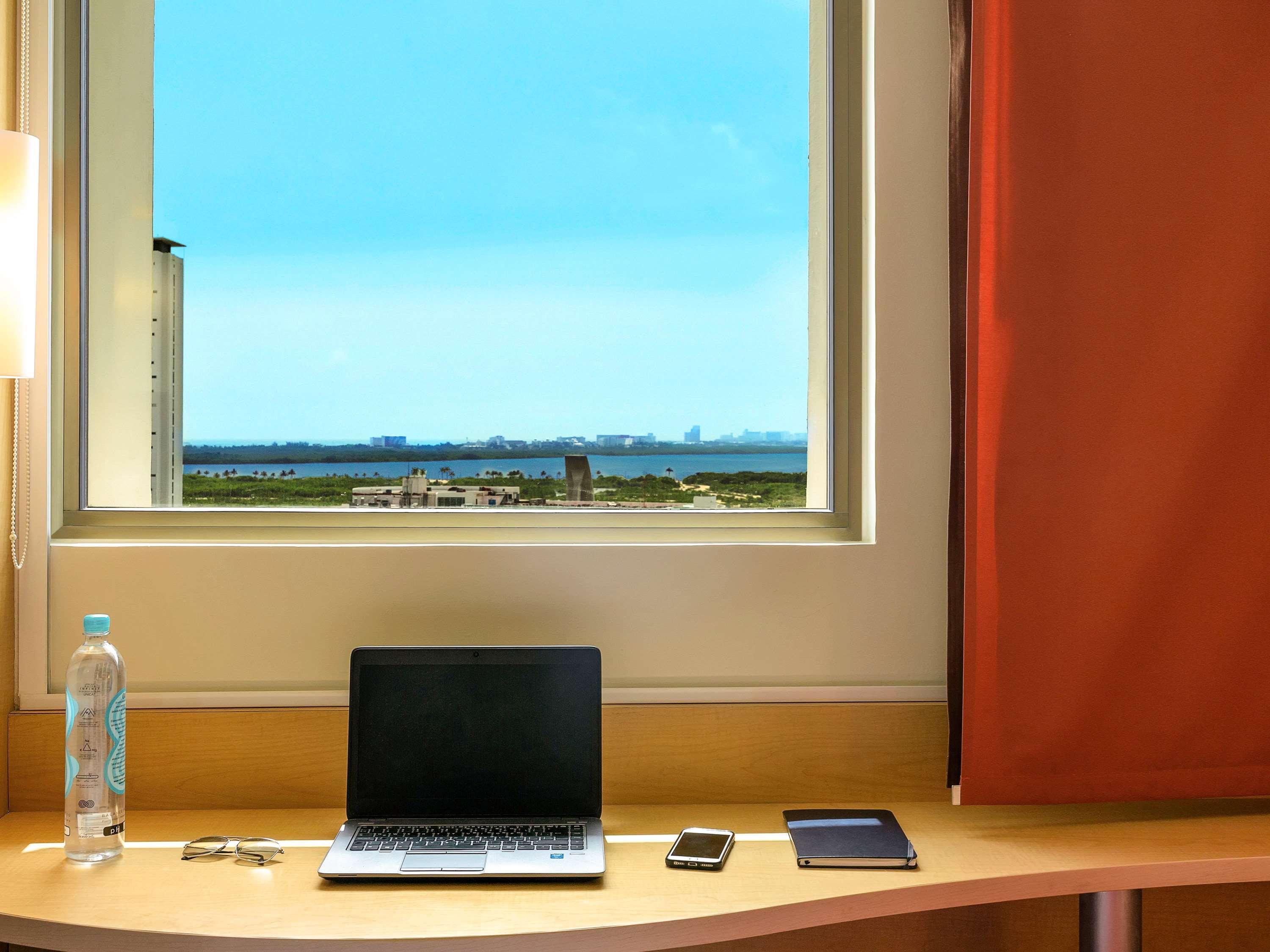 Ibis Cancun Centro Eksteriør bilde