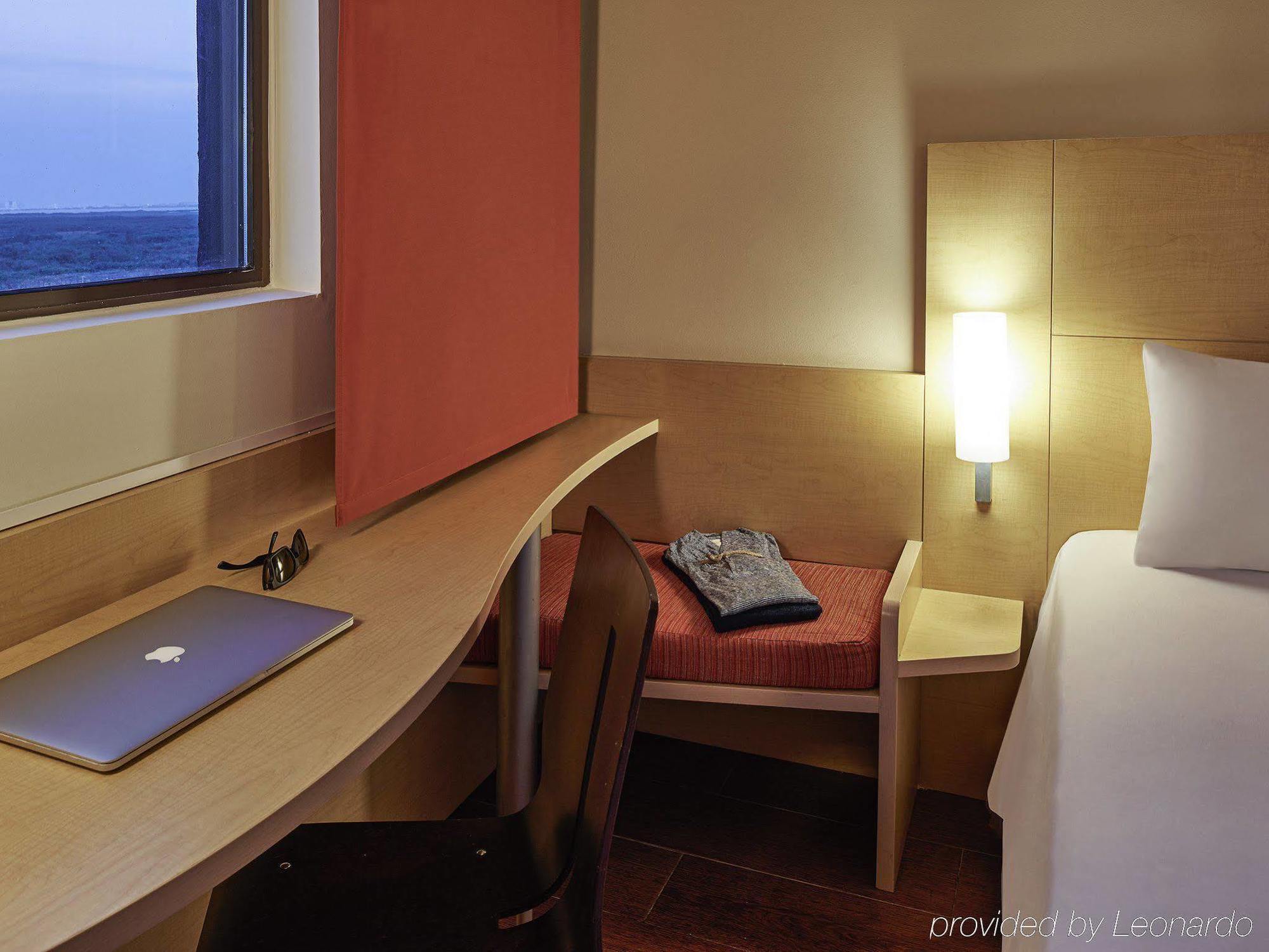 Ibis Cancun Centro Eksteriør bilde