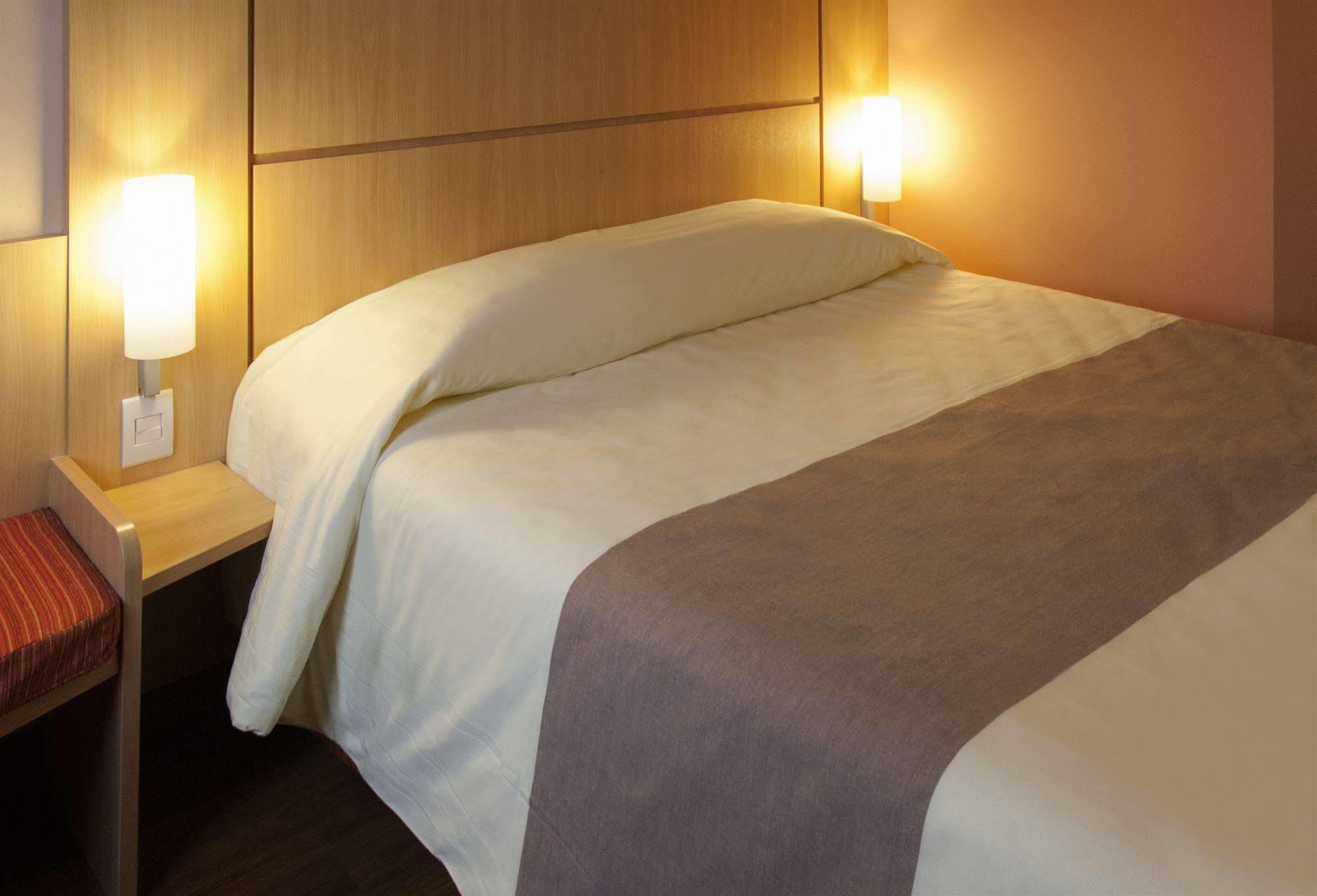Ibis Cancun Centro Eksteriør bilde