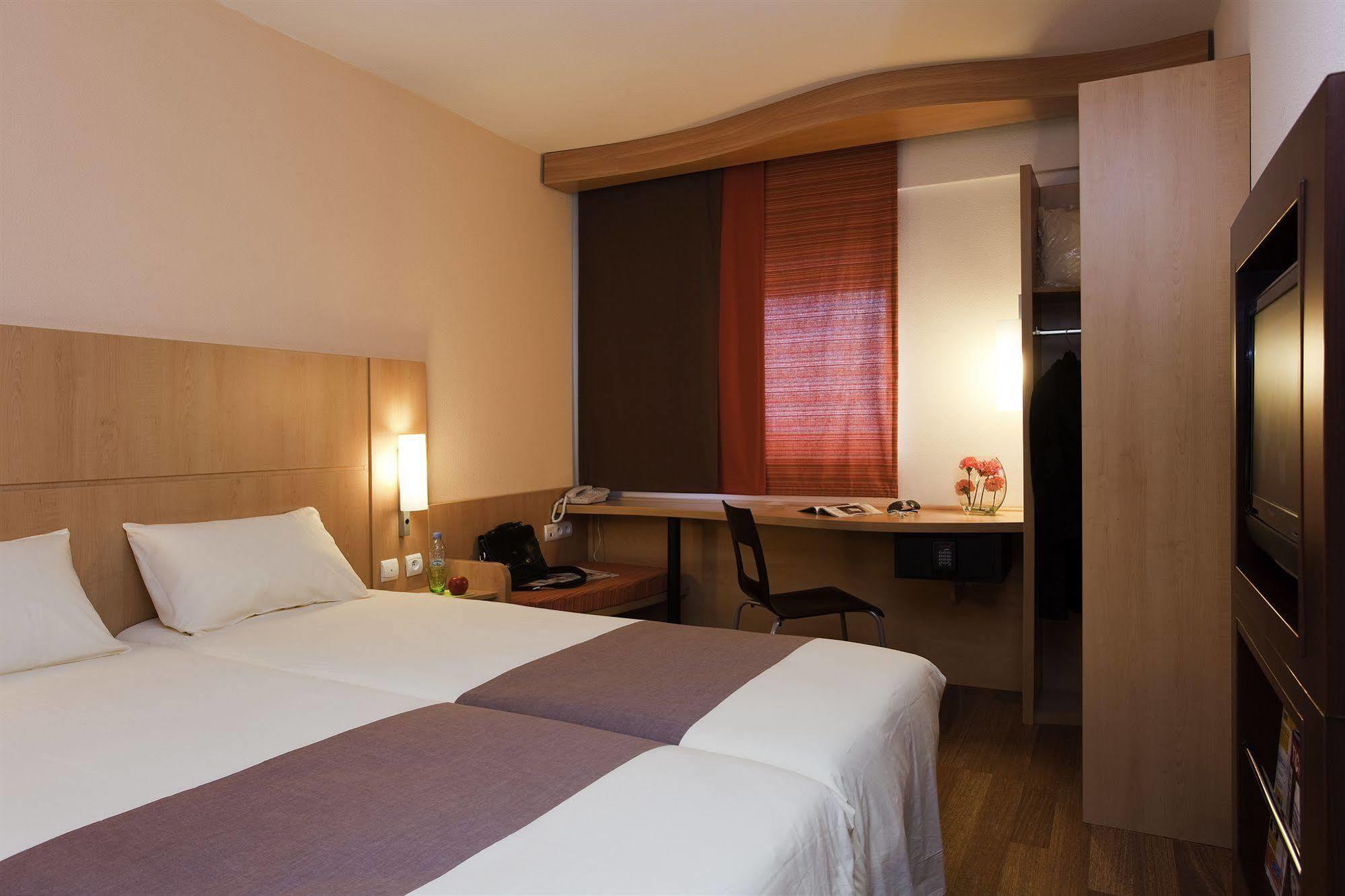 Ibis Cancun Centro Eksteriør bilde