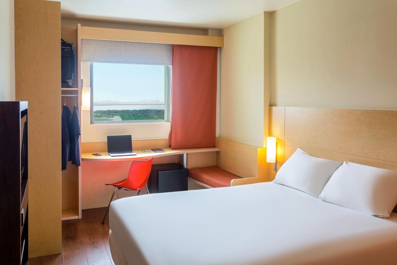 Ibis Cancun Centro Eksteriør bilde